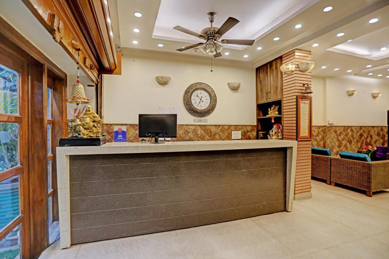 Staybook Hotel Atlanta New Delhi Train Station 외부 사진